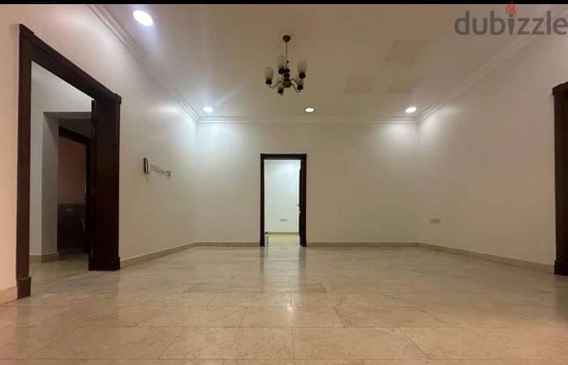 for Rent delux villa in Abo qwa 5