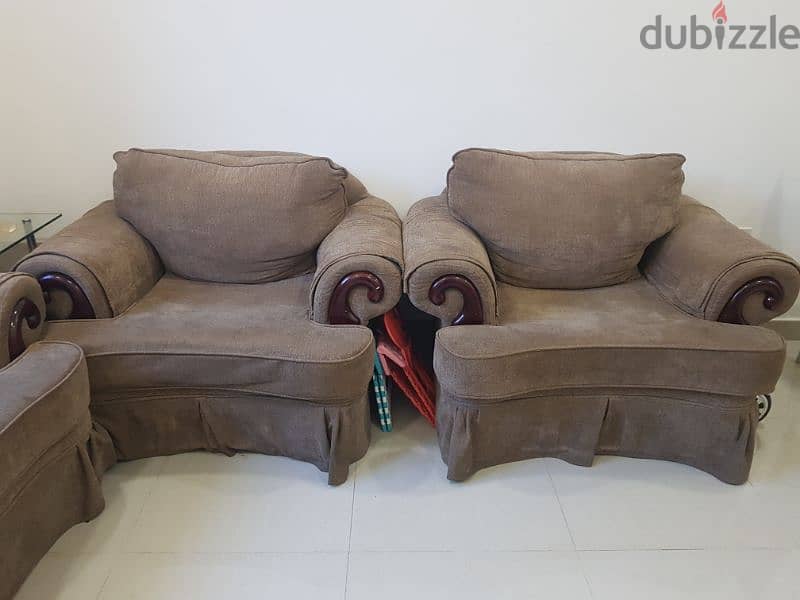 2+1+1 sofa in good condition 0