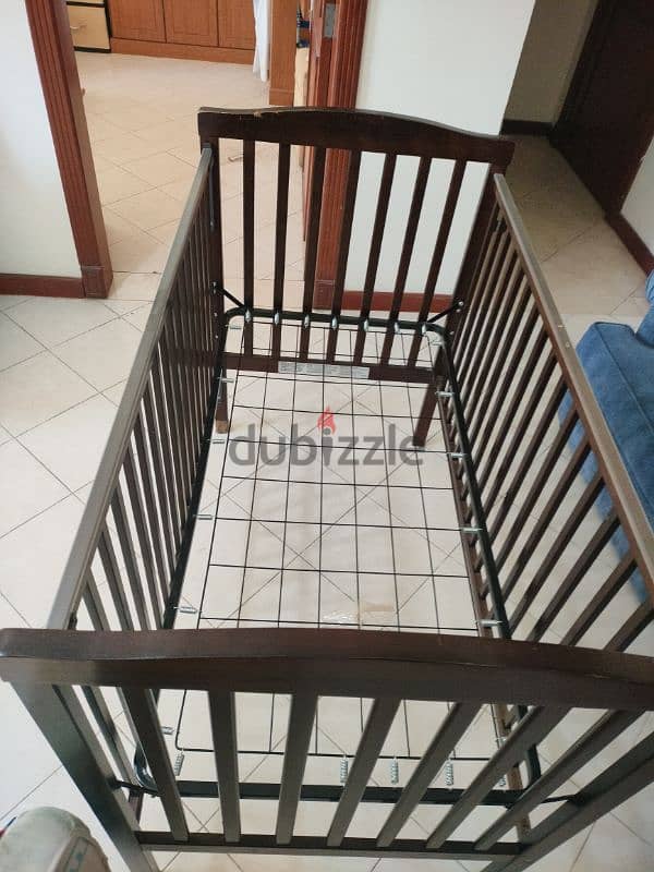 baby crib 3