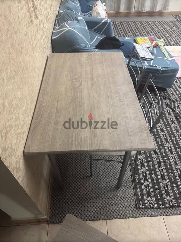 Table With 2 chair in good Condition for sale 0