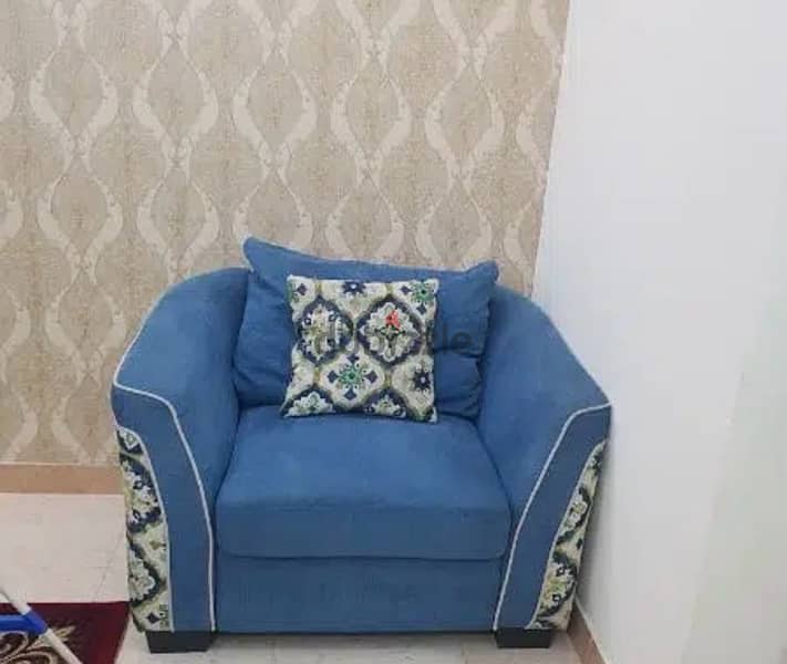 Single Sofa For sale Good Condition 1