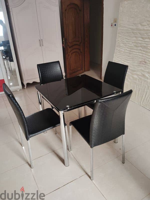 dinning Table for sale good condition 3