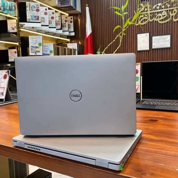 Dell Latitude 5310 4