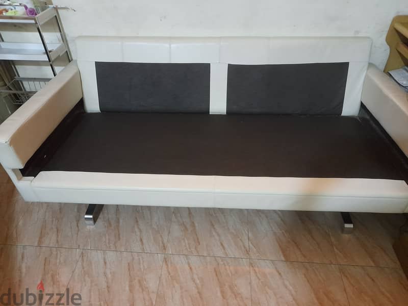 3 seat sofa in good condition for sale 3