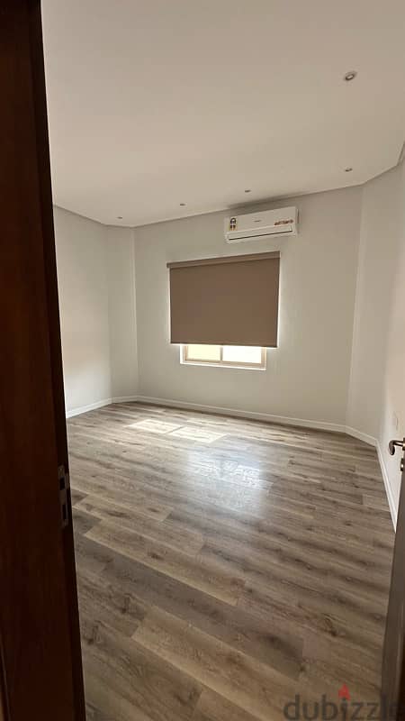 For rent Semi furnished villa in hamad town 10