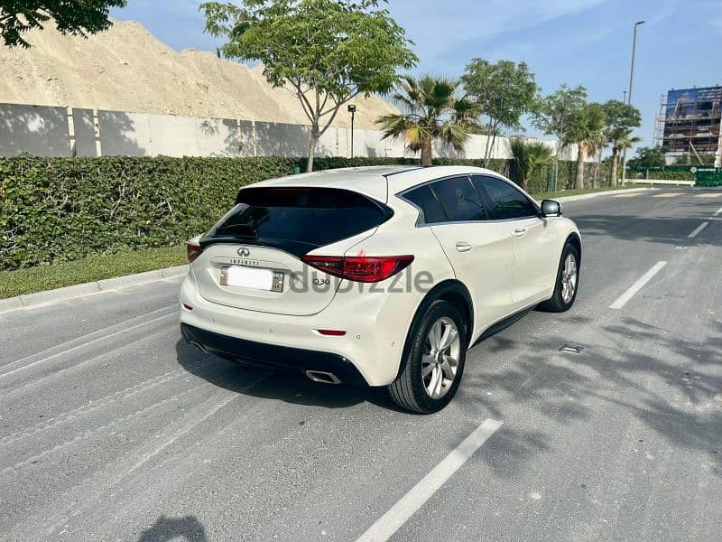 Infiniti 30 model 2019 for sale 3