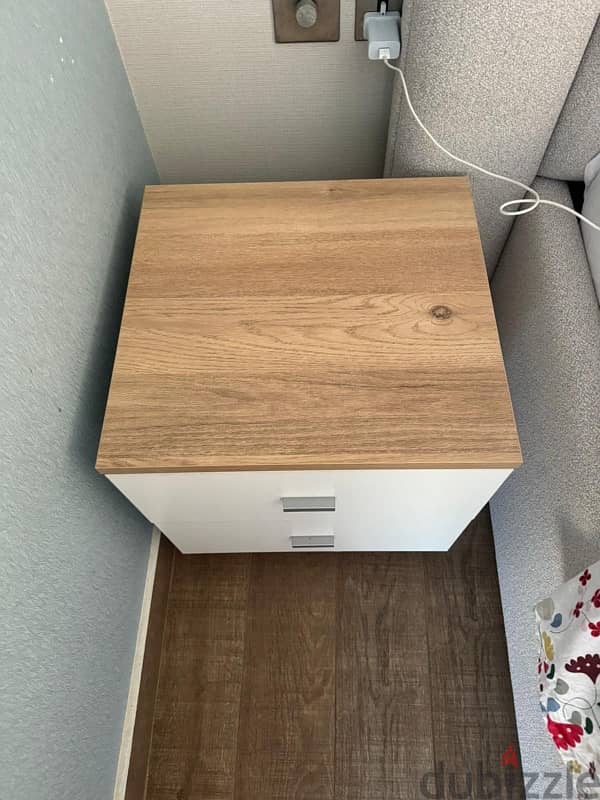 6 bedside tables for sale 1