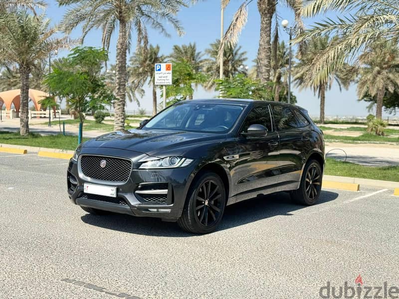 Jaguar F-Pace 2017 (Grey) 1