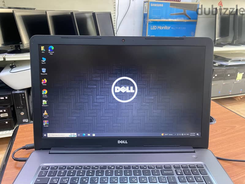 Dell 7th Generation Core I5 2.7Ghz 17.3"Display 8GB RAM 256GB SSD 1