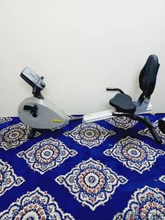 Heavy-duty Exercise Bike 0