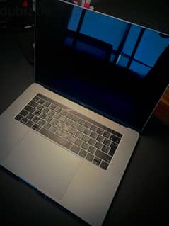 Macbook pro 2019 15inch 0