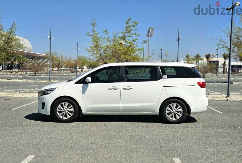 KIA GRAND CARNIVAL 2016 SUV 8 SEATER PASSENGER VAN 6