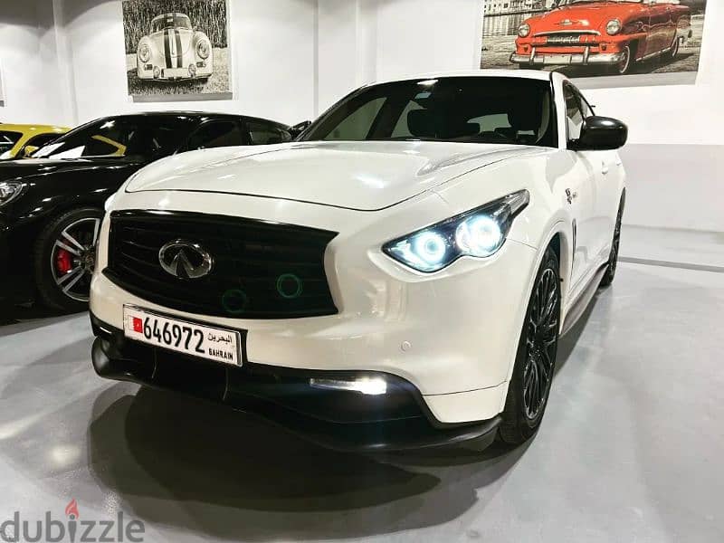 Only 2 of 1 Infiniti FX Vettel 2013  (Agent history) V8 5.0L 430 HP 1