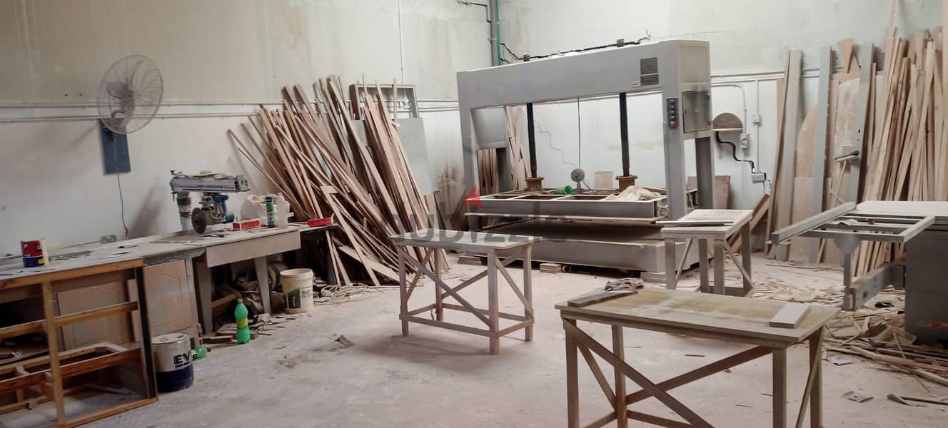 BIG CARPENTRY WORK SHOP WITH FULL EQUIPMENT FOR SALE 5