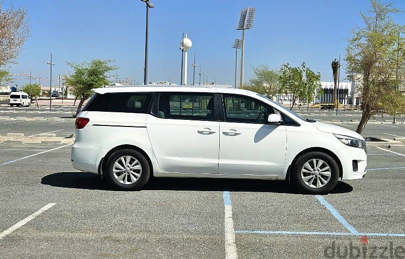 KIA GRAND CARNIVAL 2016 SUV 8 SEATER PASSANGER VAN URGENTLY FOR SALE 7