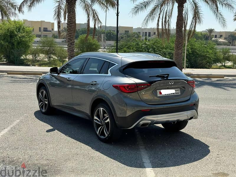 Infiniti QX30 2018 grey 6