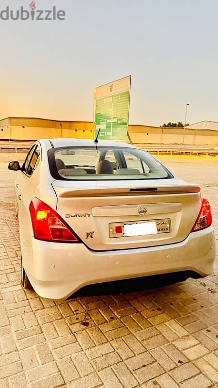 Nissan Sunny 2019 3