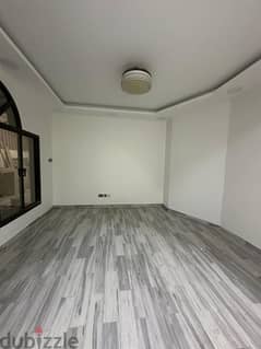 للايجار فيلا في سند شامل villa for rent with EAW in sanad 0