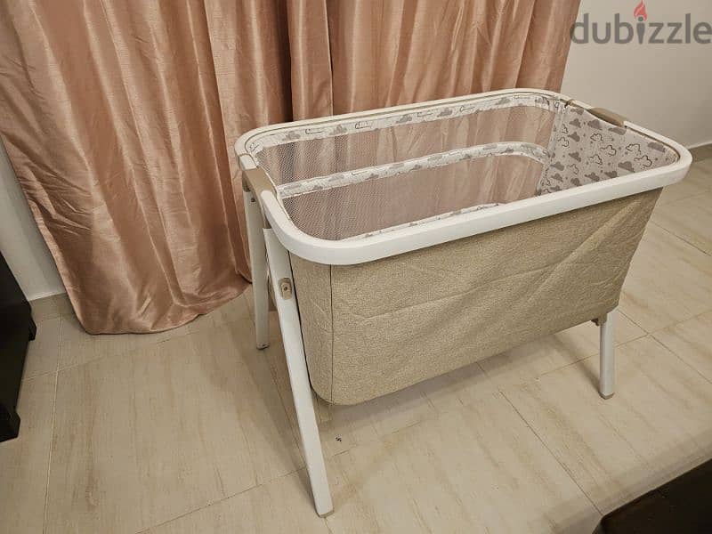 next to me baby crib / cot 1