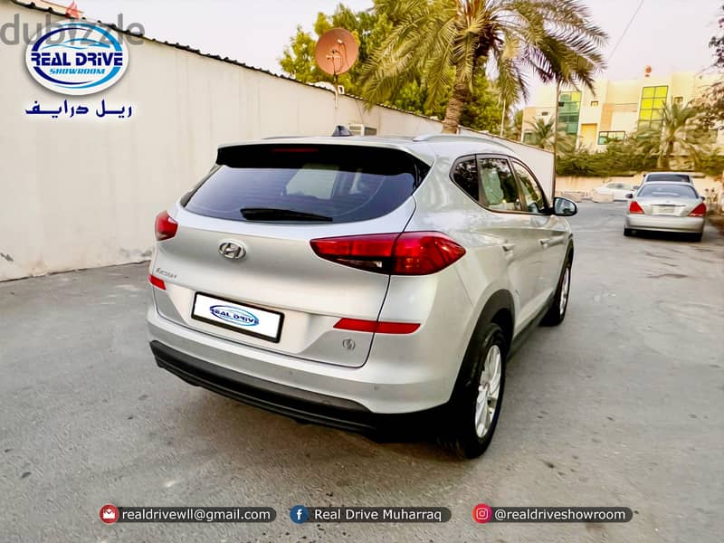 HYUNDAI TUCSON   Model : 2020 Engine: 2.0L  Odometer: 112000 km  V4 10