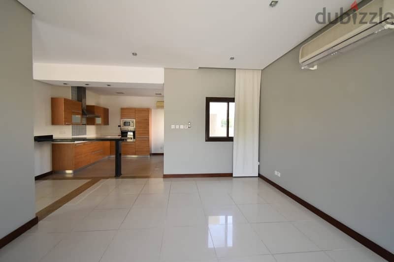 For rent  luxury villa in Riffa Views Semi furnished 5