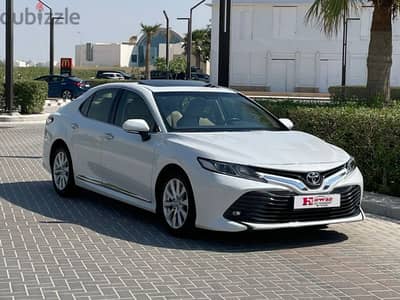 2020 model Toyota Camry GLE