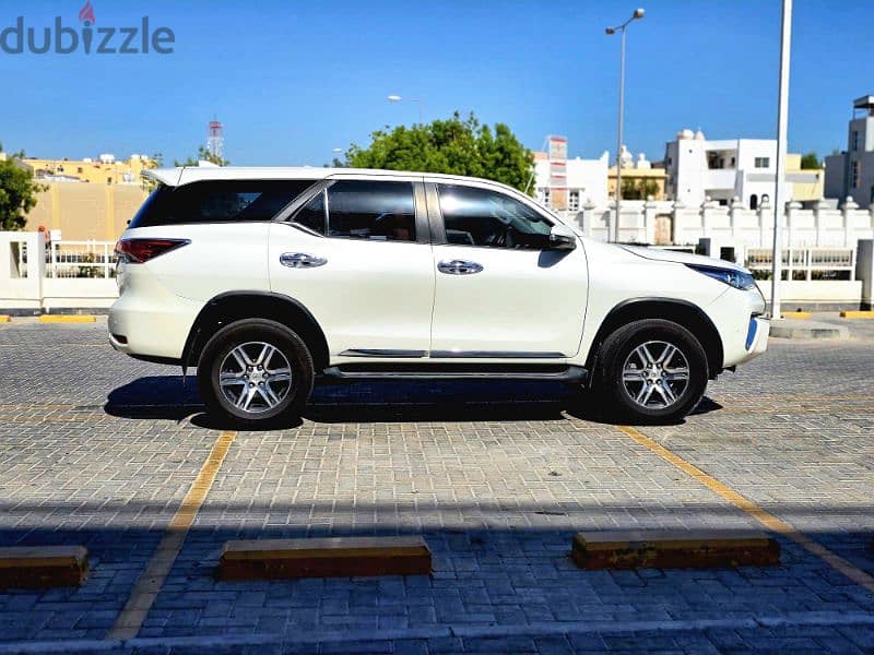 Toyota Fortuner 2019 2.7L SINGLE OWNED ZERO ACCIDENT SUV FOR SALE 4