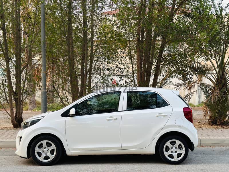 Kia Picanto 2018 Model Zero Accident Free Car in Excellent Condition 2