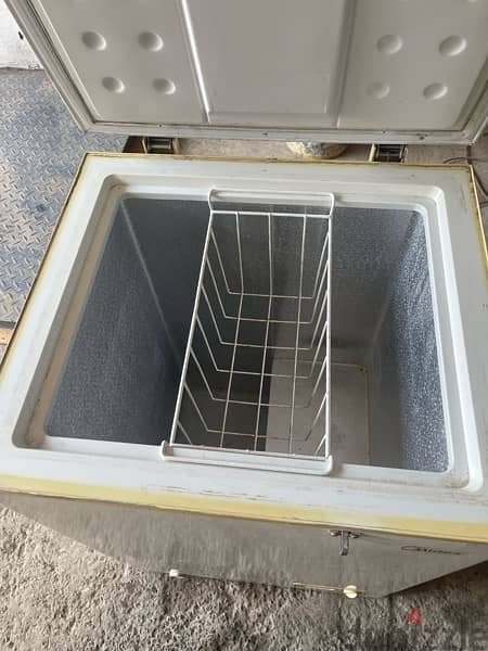 freezer available good condition 2