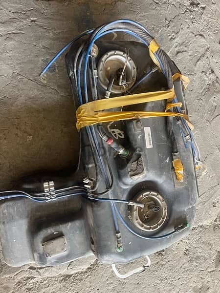 BMW X5 tank with fuel pump 0