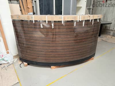 Grand Reception Desk