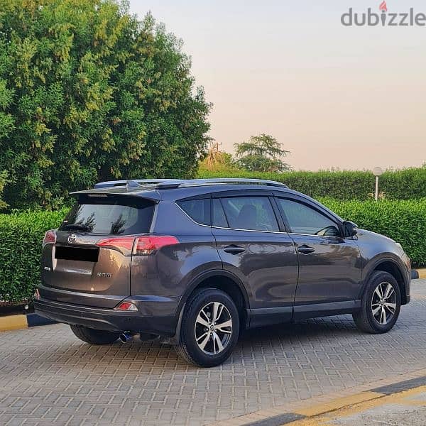 Toyota Rav 4 2018 model zero accident for sale. . . . 8