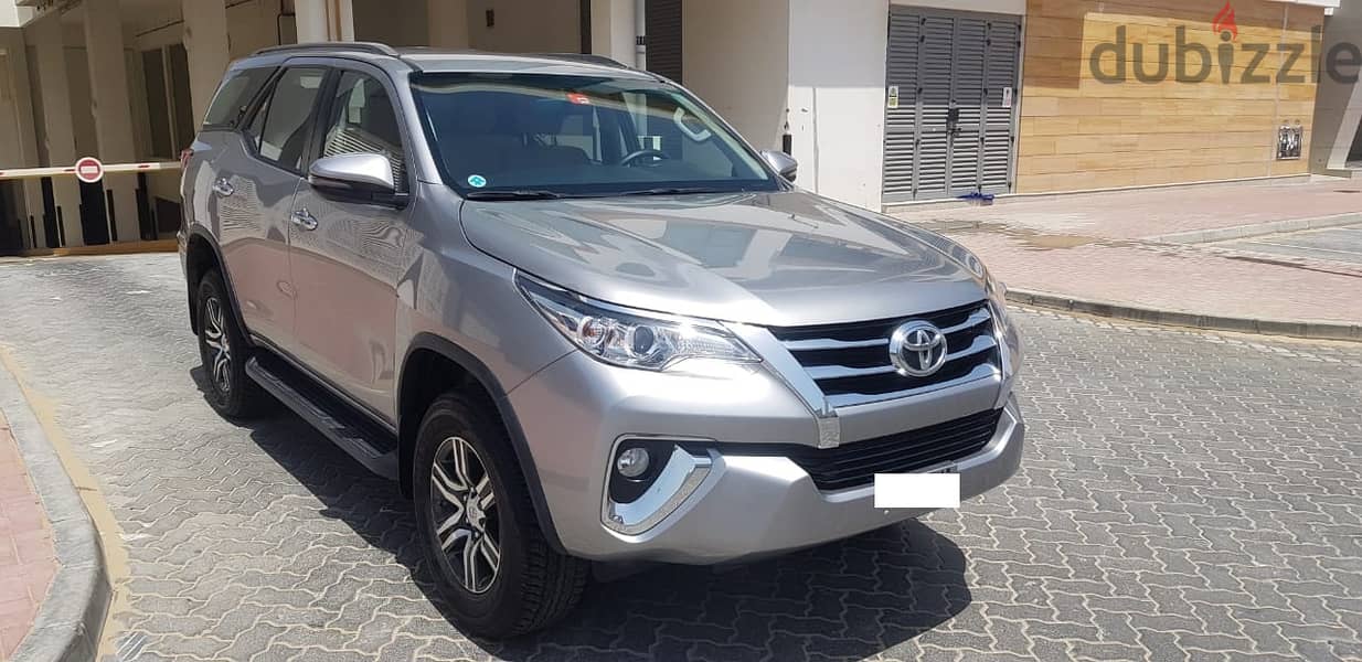 Toyota Fortuner 2019 V4 1