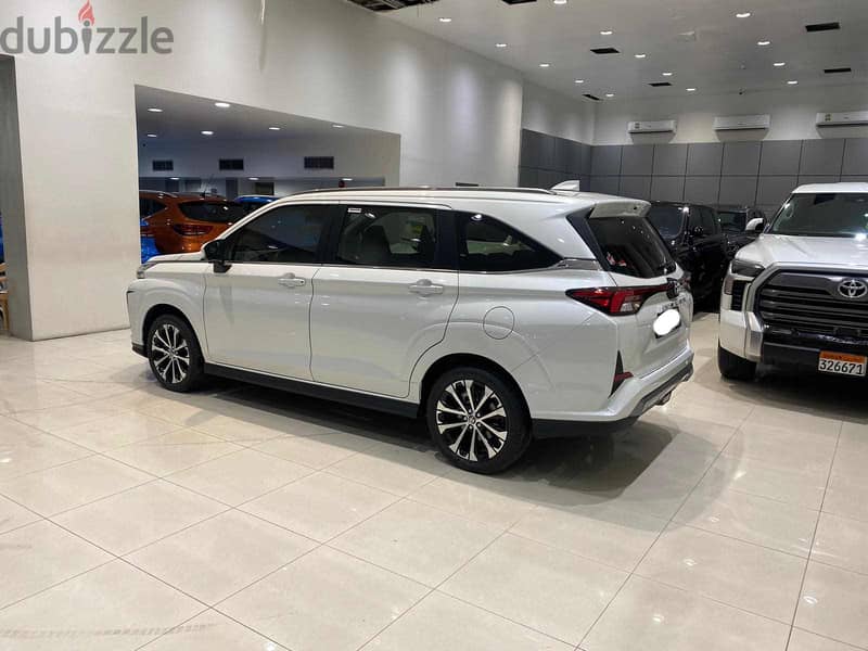 Toyota Veloz 2024 WHITE 6