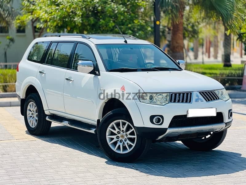 Mitsubishi Pajero Sport 2012 Model/Full option/For sale 1