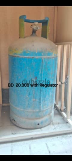 Gas cylinder with regulator for sale!! 0