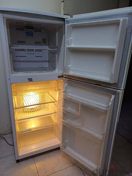 Hitachi refrigerator-freezer 1