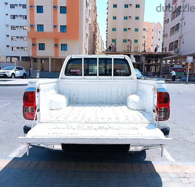 Toyota Hilux 2021 2.0L Single Owner Agent Maintained D/C Pickup Sale 3