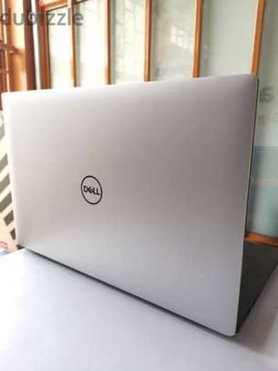 Dell Precision 5530 Core i9 8th Gen 32GB 512GB 4GB 15.6" Display