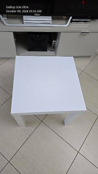 3pcs homebox end table and 2 pcs square stool 1