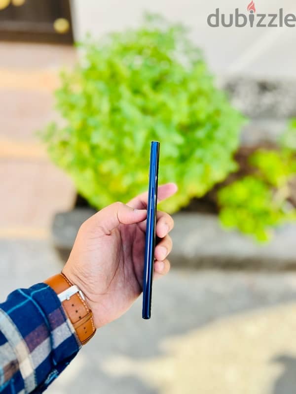 Samsung Note9 Blue 1