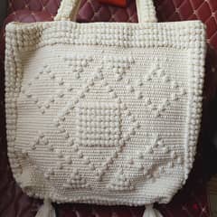 Large, Sturdy White Branded Tote Handbag-LUXURIOUS 0