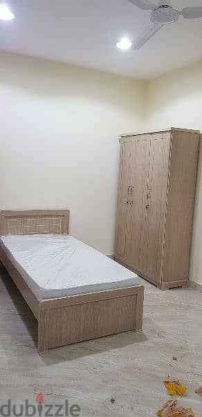 BED SET WITH CUPBOARD