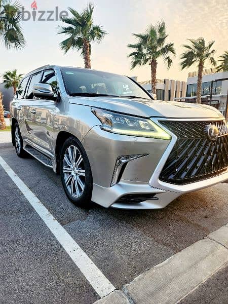 Lexus LX 570 2016 1