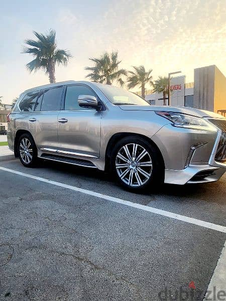 Lexus LX 570 2016 4