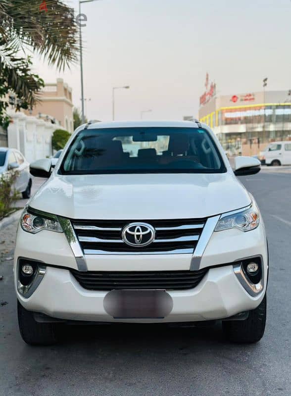 Toyota Fortuner. 4WD (4×4) 2020Model. single owner. Fully Company service 12