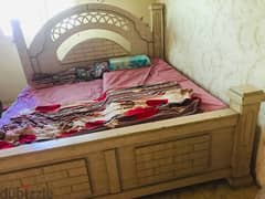 King size bed for urgent sale 0