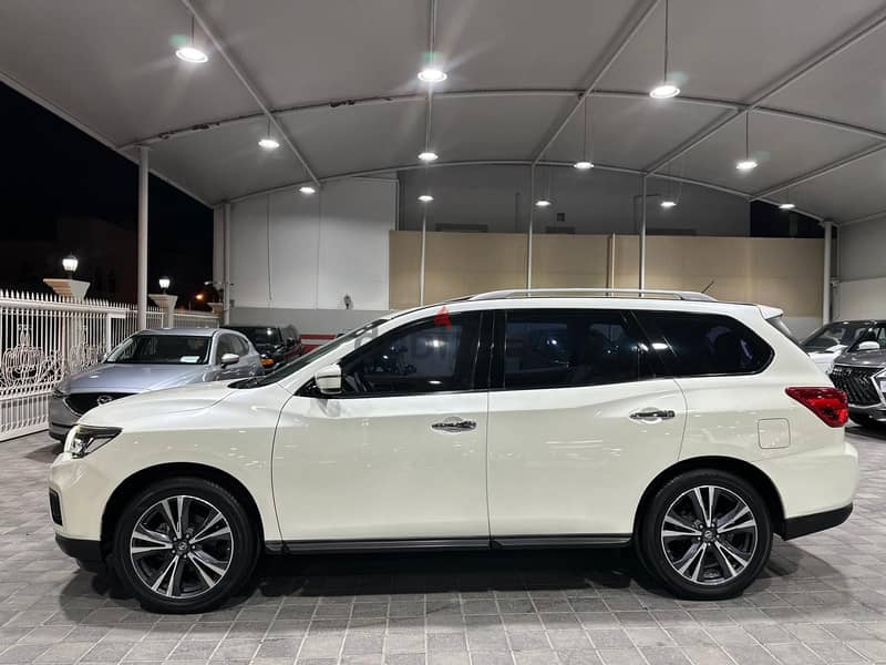 Nissan Pathfinder 2018 5