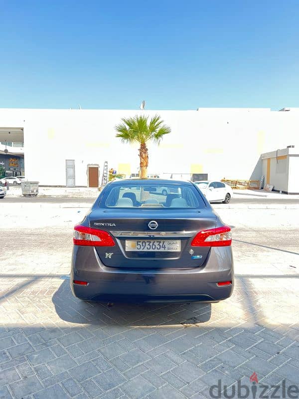 Nissan Sentra 2016 First Owner Low Millage Very Clean 3