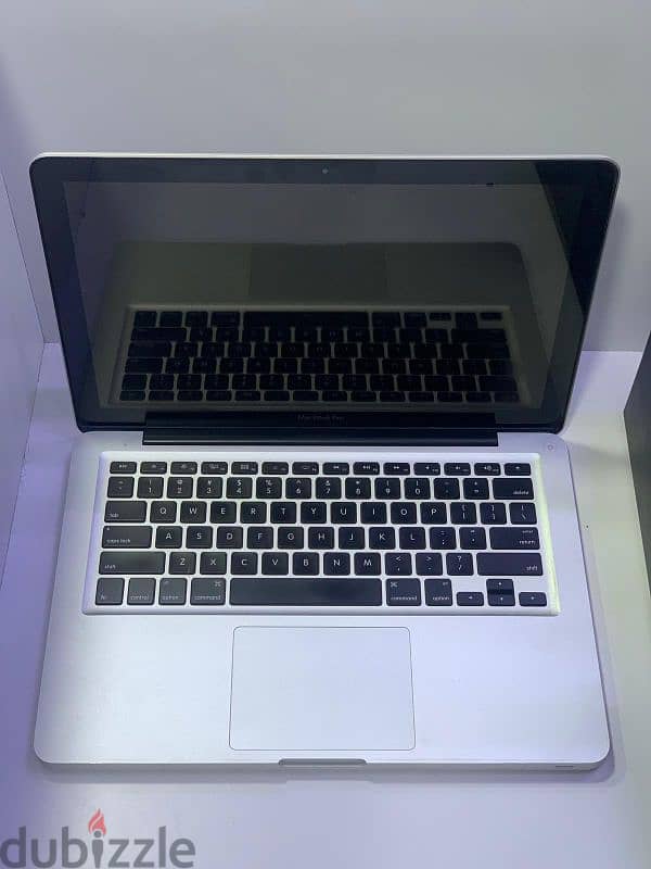 APPLE MACBOOK PRO 2012, 13 INCH SCREEN 0